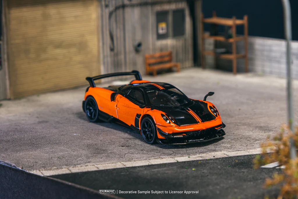 Tarmac Works 1/64 Pagani Huayra BC Arancio Saint Tropez - GLOBAL64 T64G-TL014-OR