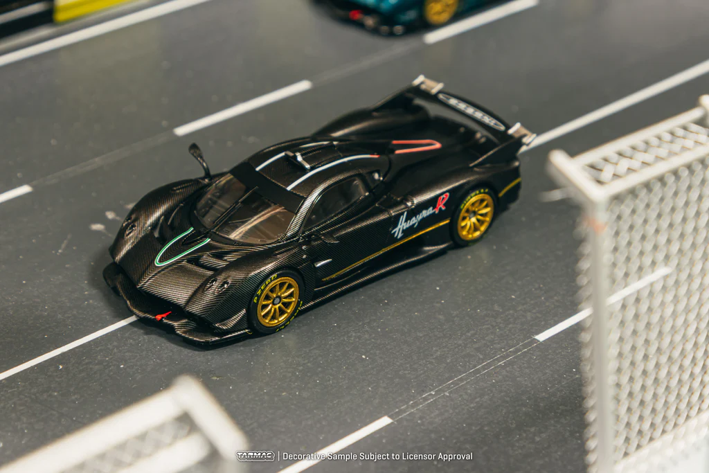Tarmac Works 1/64 Pagani Huayra R Matt Black Carbon Fiber - GLOBAL64 T64G-TL035-MBCF