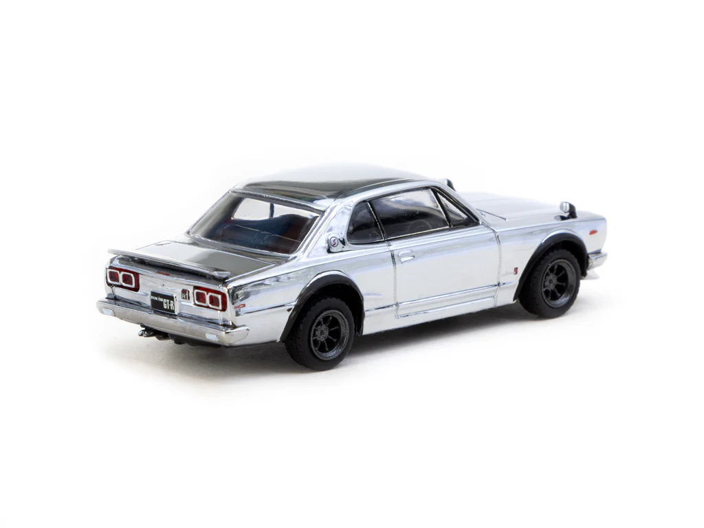 Tarmac Works 1/64 Skyline HT 2000GT-R Silver Chrome - Japan Special Edition - GLOBAL64 T64G-043-SC