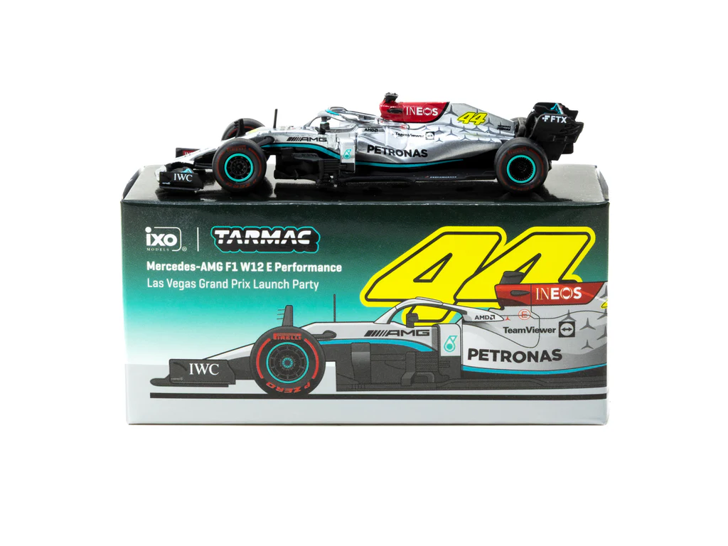 Tarmac Works X iXO Models 1/64 Mercedes-AMG F1 W12 E Performance Las Vegas Grand Prix Launch Party - GLOBAL64 T64G-F037-LV - Thumbnail
